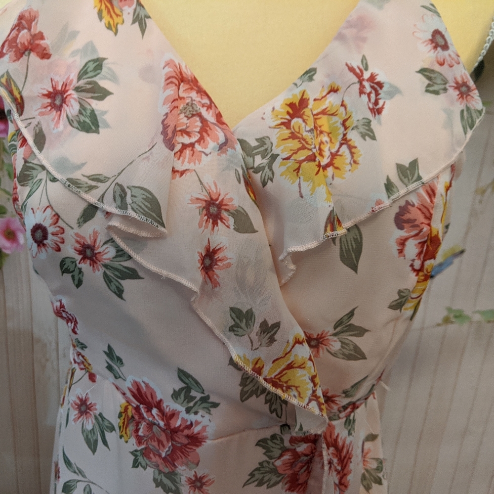 No Boundaries Women's Long Floral Dress - Picture 2 of 10